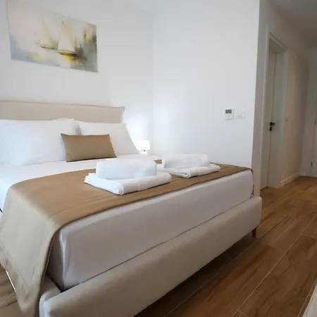 Shpella Luxury ホテル Sarandë