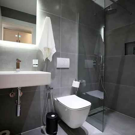Shpella Luxury ホテル 4*