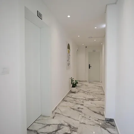 Shpella Luxury ホテル Sarandë