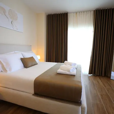 ホテル Shpella Luxury 4*