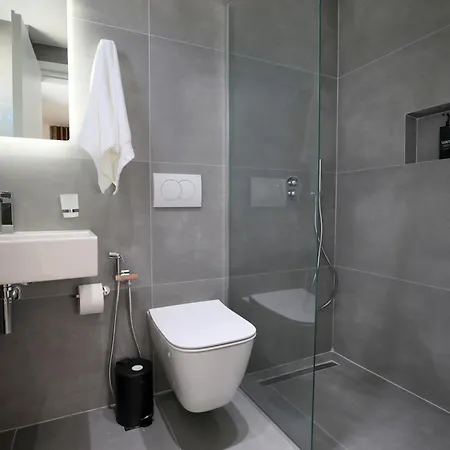 Shpella Luxury 4* Saranda