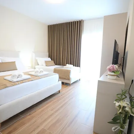 Shpella Luxury ホテル 4*